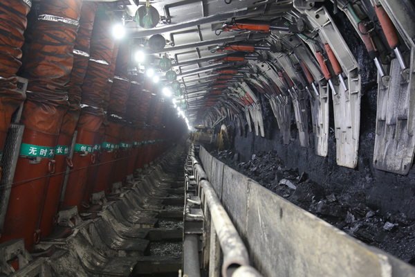 黄陵二号煤矿：第二个大采高智能化综采工作面顺利投产